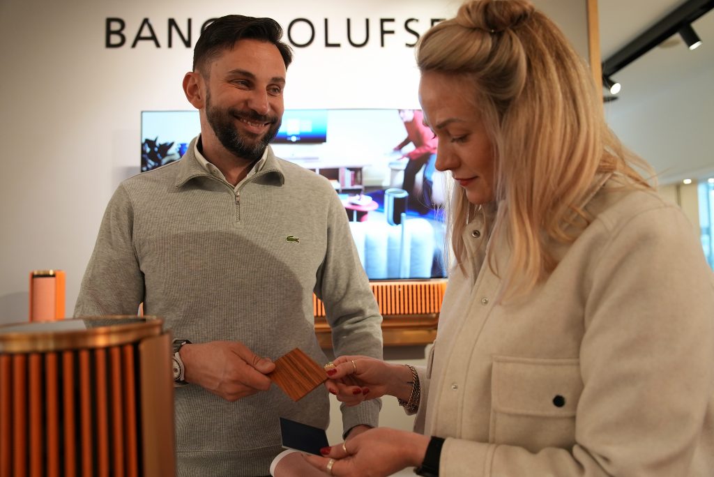 Hochzeitsgeschenk Berlin Bang Olufsen Jie