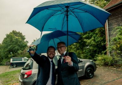 Hochzeit-auf-dem-Land-im-Regen Hochzeit-auf-dem-Land-im-Regen